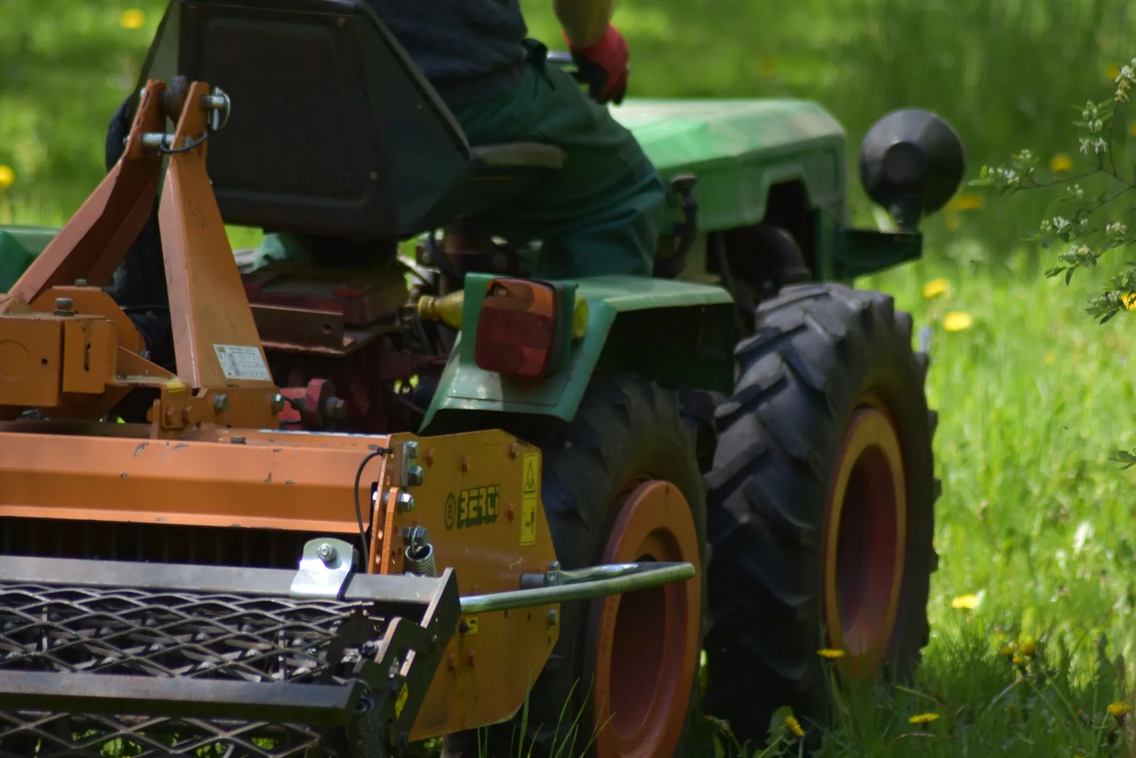 Autonomous Zero-Turn Lawn Mower System
